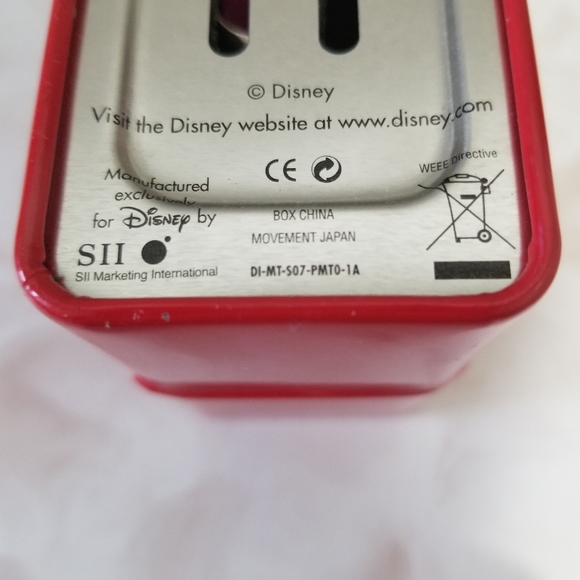Disney Minnie Mouse Watch - Picture 3 of 5